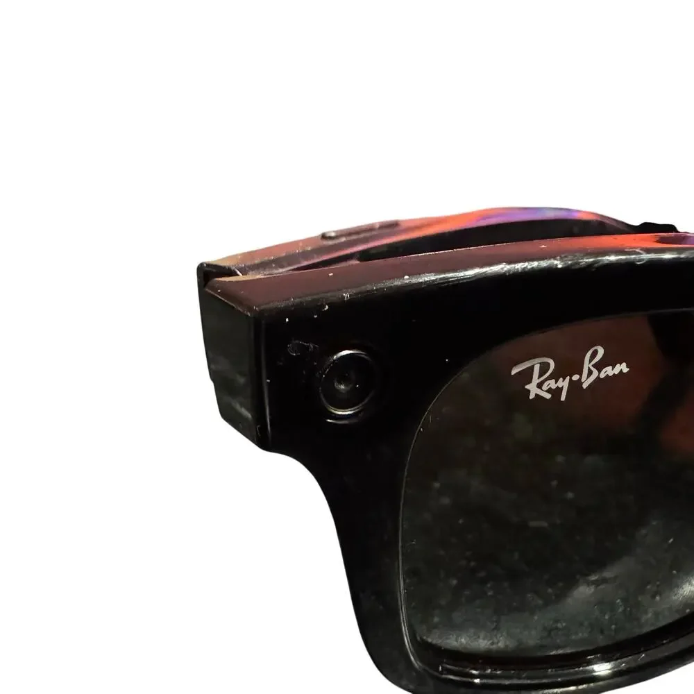 Ray-Ban Stories Wayfarer Smart Glasses RW4002 Meta Facebook Complete Box
